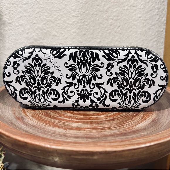 Brighton Tin Metal Sunglasses Storage Case Black White Hinged 6.5"X2.5" - Picture 1 of 4